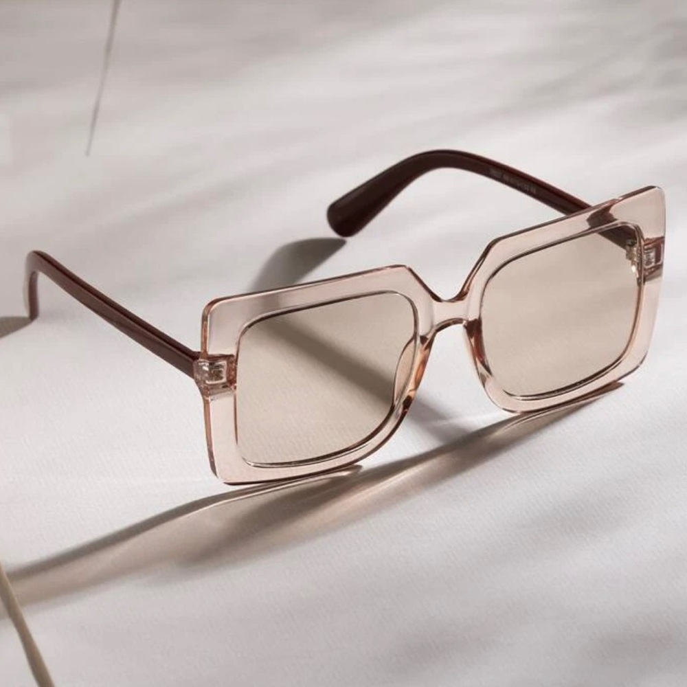 NWOT square frame sunglasses